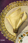 Pineapple Oval Luncheon Mat & Napkin Edging