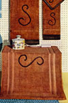 spice edging and monogram set pattern